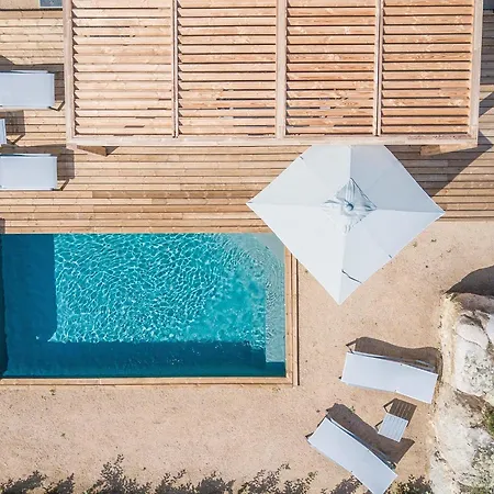 Mediterranean Oasis Near Cala Rossa Lejlighed